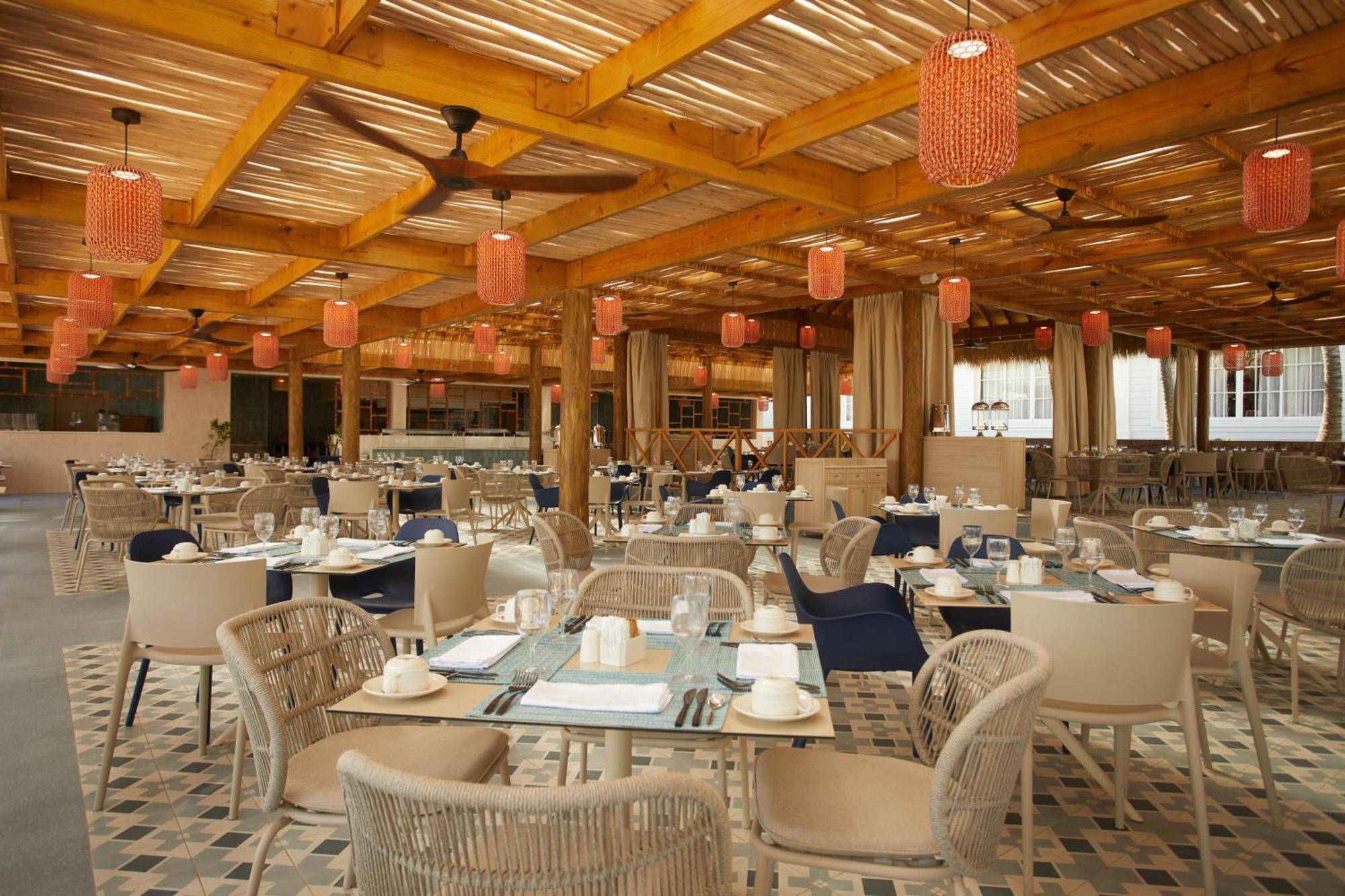 Resort Bahia Principe Luxury Esmeralda - 5*